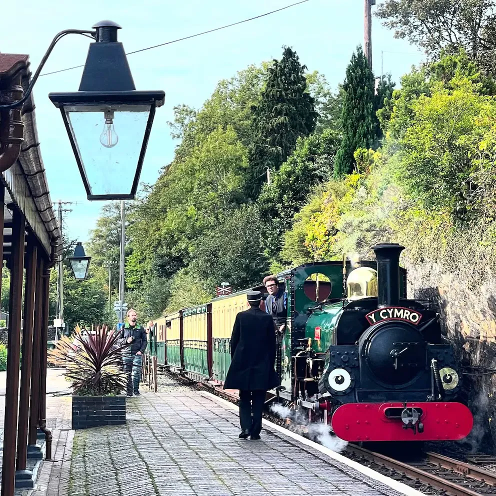 F1382265-3040-4ABF-9408-667F25A30B36