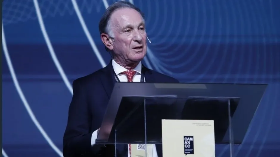 construccion contra milei